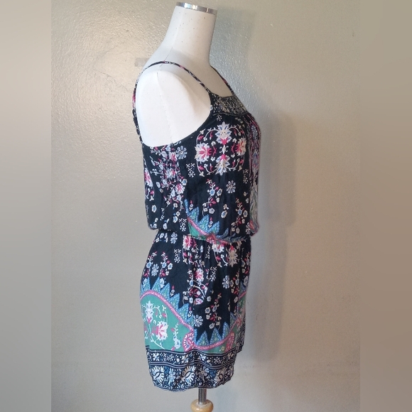 #78 Paisley Printed Jumpsuit ! - Picture 3 of 9